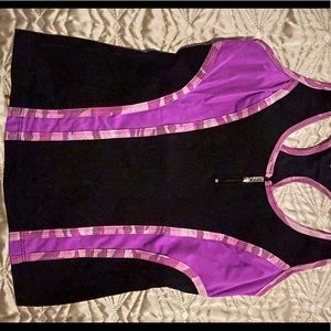 Bebe Racerback shirt 😎🤩